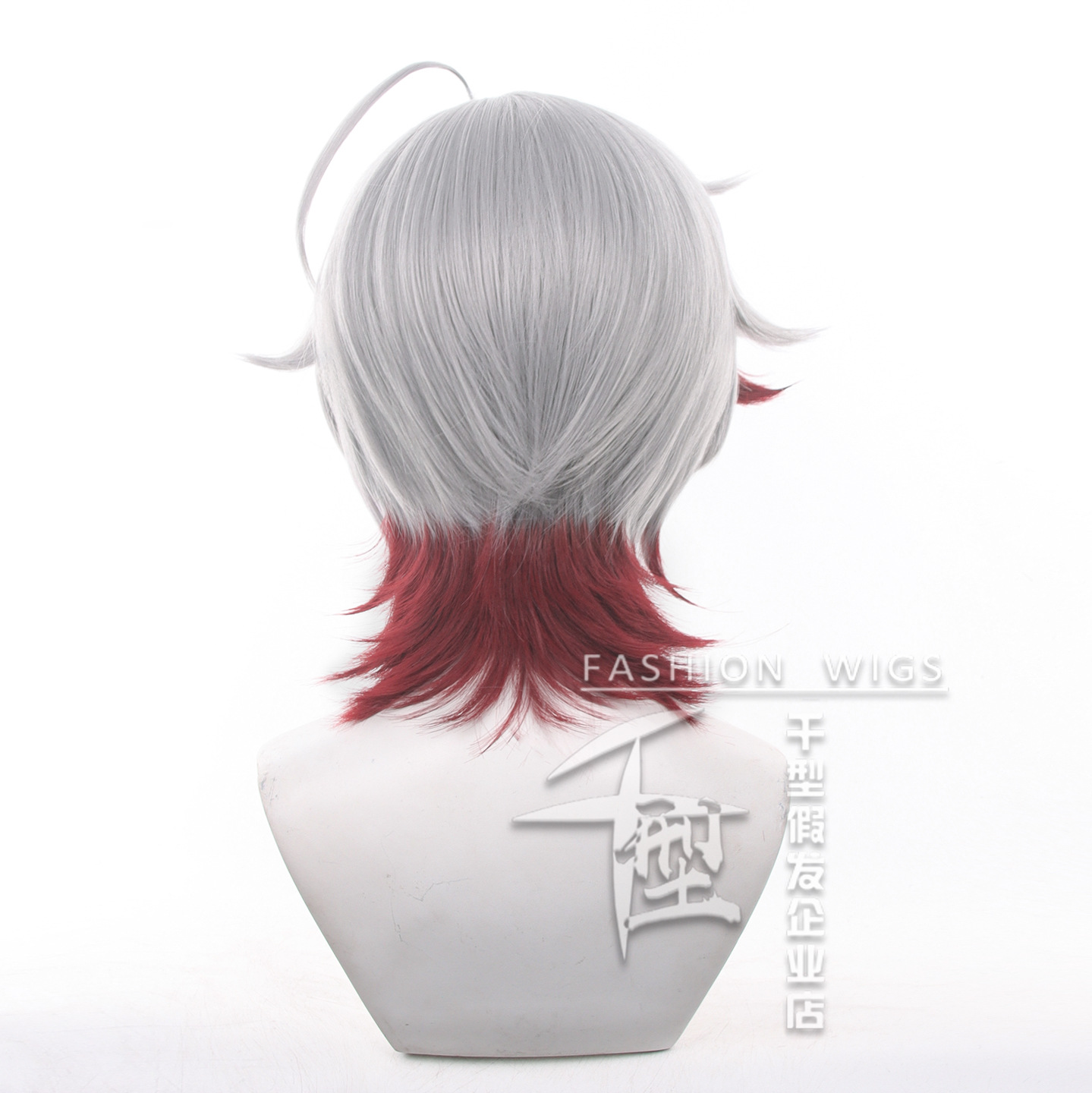 En stock, peluca de cosplay Il - Men'S Accessories Anime reseña y precio